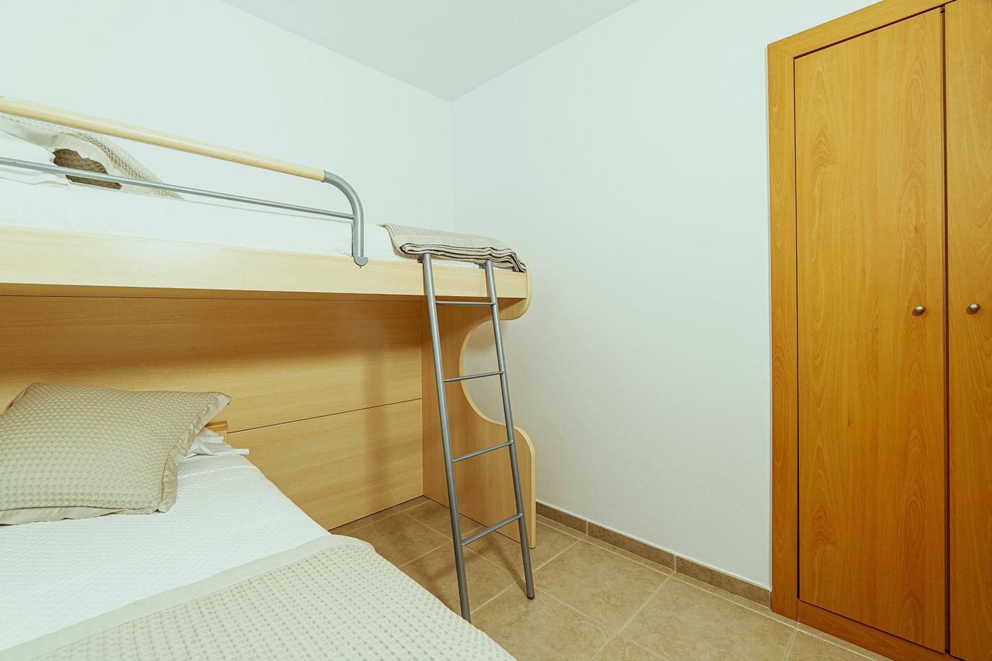 Nido 409 G Apartment Росес Екстериор снимка